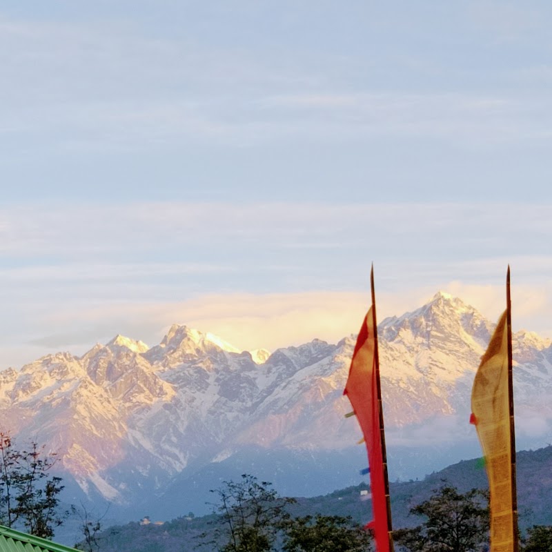 Seven Mirror Lake Resort - Seven Mirror Lake Resort Barfung, Ravangla, Sikkim 737139, India