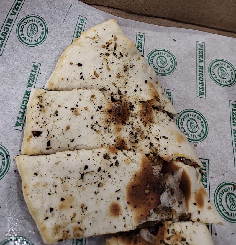 Pizza Ricotta Hilite Mall Calicut - Best Pizza in Calicut - Pizza Ricotta Hilite Mall Calicut - Best Pizza in Calicut Hi-lite mall, NH 66, Kozhikode Bypass, Poovangal, Kozhikode, Pantheeramkavu, Kerala 673014, India