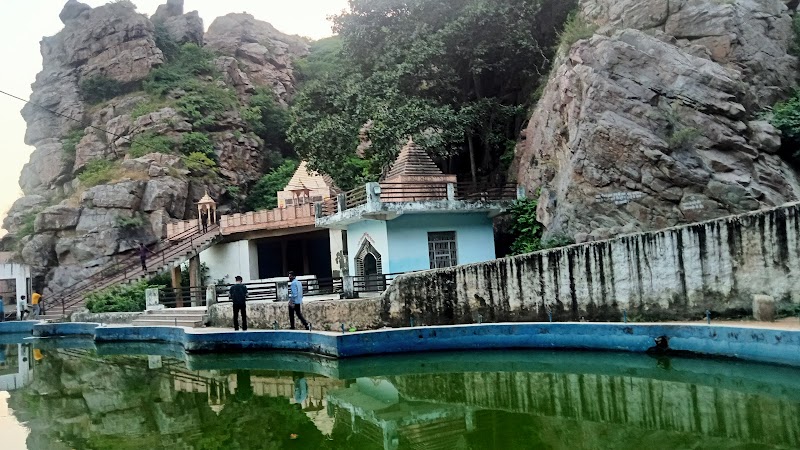 Jharna mandir - Jharna mandir Gothda Mohbtabad, Haryana 121004, India
