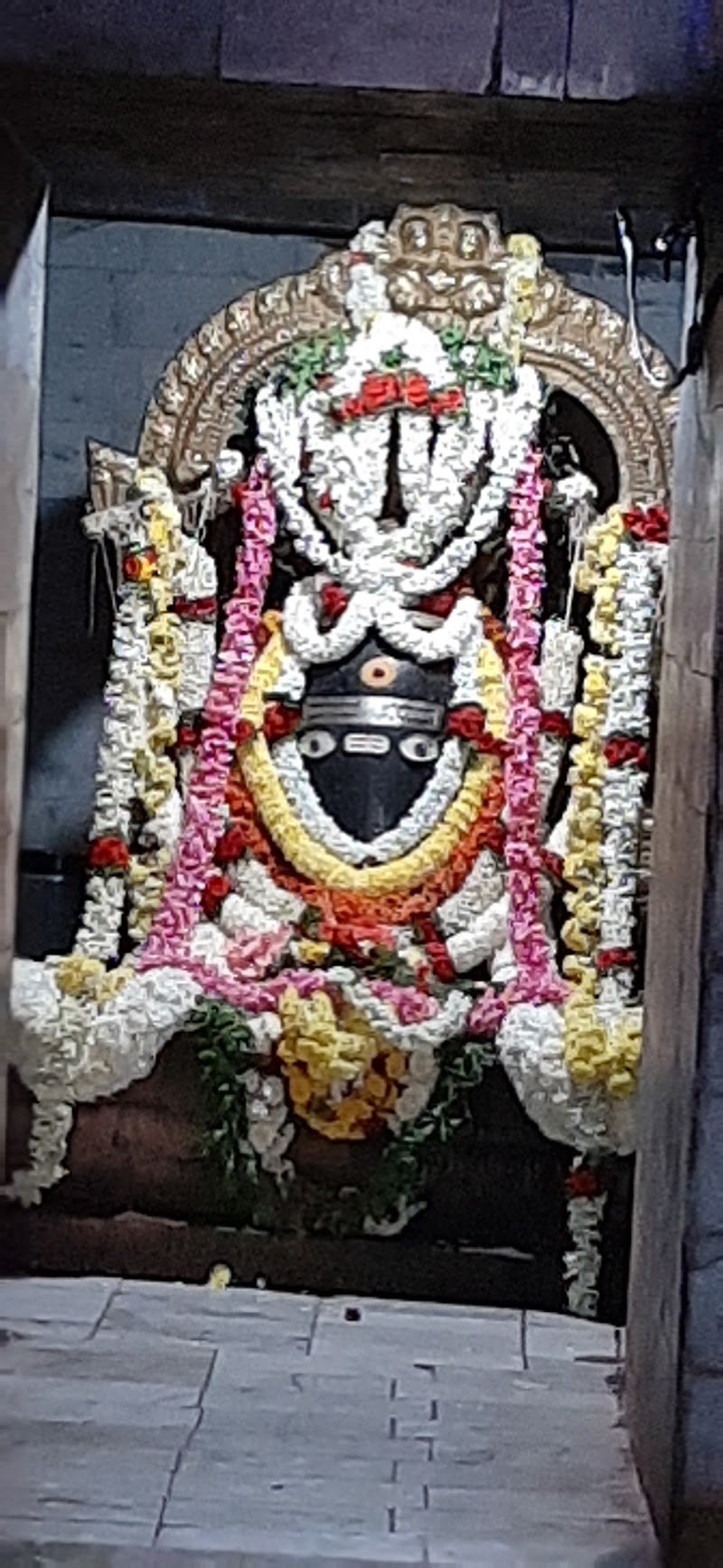 Shri Amaranareyana Swami Temple - Shri Amaranareyana Swami Temple, 8XXP+397, Kaiwara Rd, Kaiwara, Karnataka 563128, India