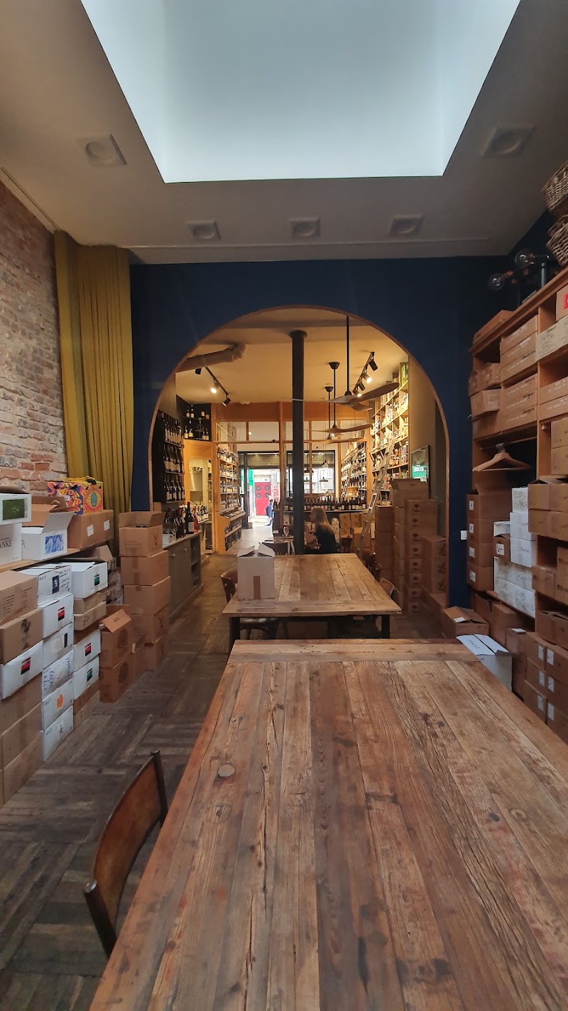 La Cave de Belleville - La Cave de Belleville, 51 Rue de Belleville, 75019 Paris, France
