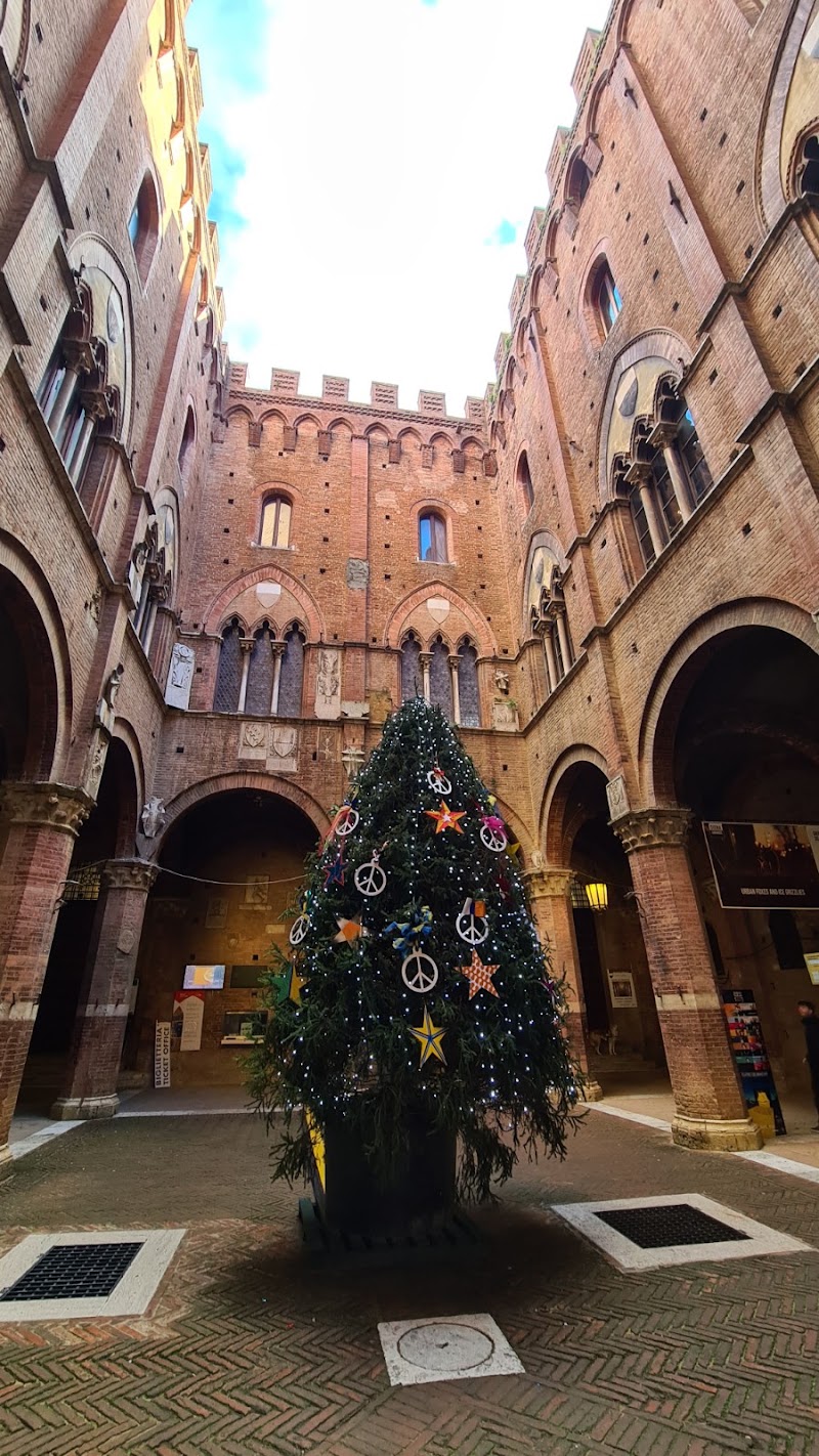Il Campo - Il Campo, 53100 Siena SI, Italy