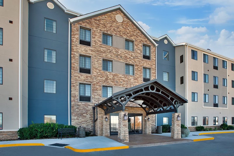 Staybridge Suites Lincoln Northeast by IHG - Staybridge Suites Lincoln Northeast by IHG 1501 N 86th St, Lincoln, NE 68505, USA