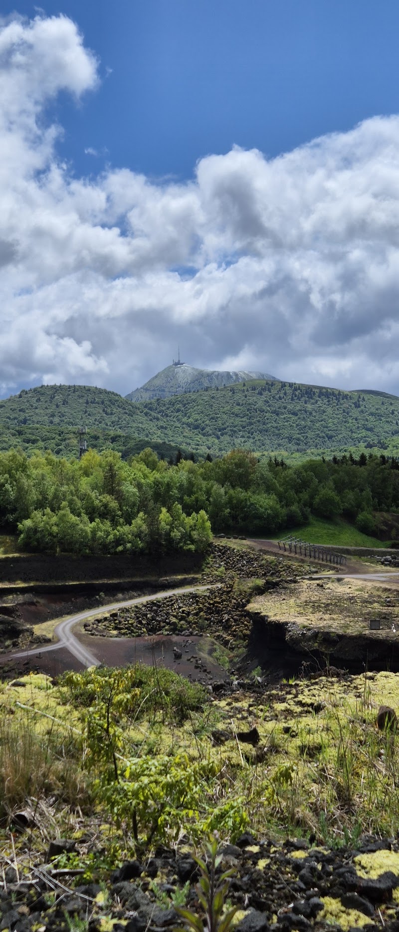 Puy de Lemptégy - Puy de Lemptégy Puy de Lemptégy, 63230 Saint-Ours, France