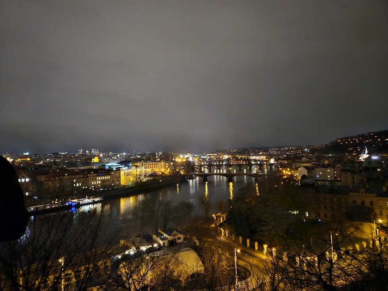 Prag Aussichtspunkt - Prag Aussichtspunkt, Letenský profil, nábř. E. Beneše, 170 00 Praha 7-Letná, Czechia