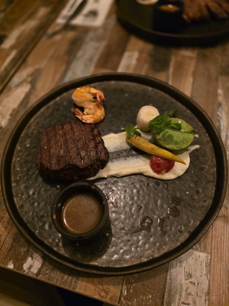 Restaurant De Burgemeester - Restaurant De Burgemeester Markt 21, 5688 AJ Oirschot, Netherlands