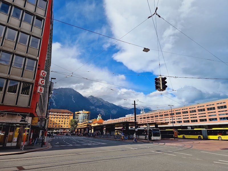 Südtiroler Platz