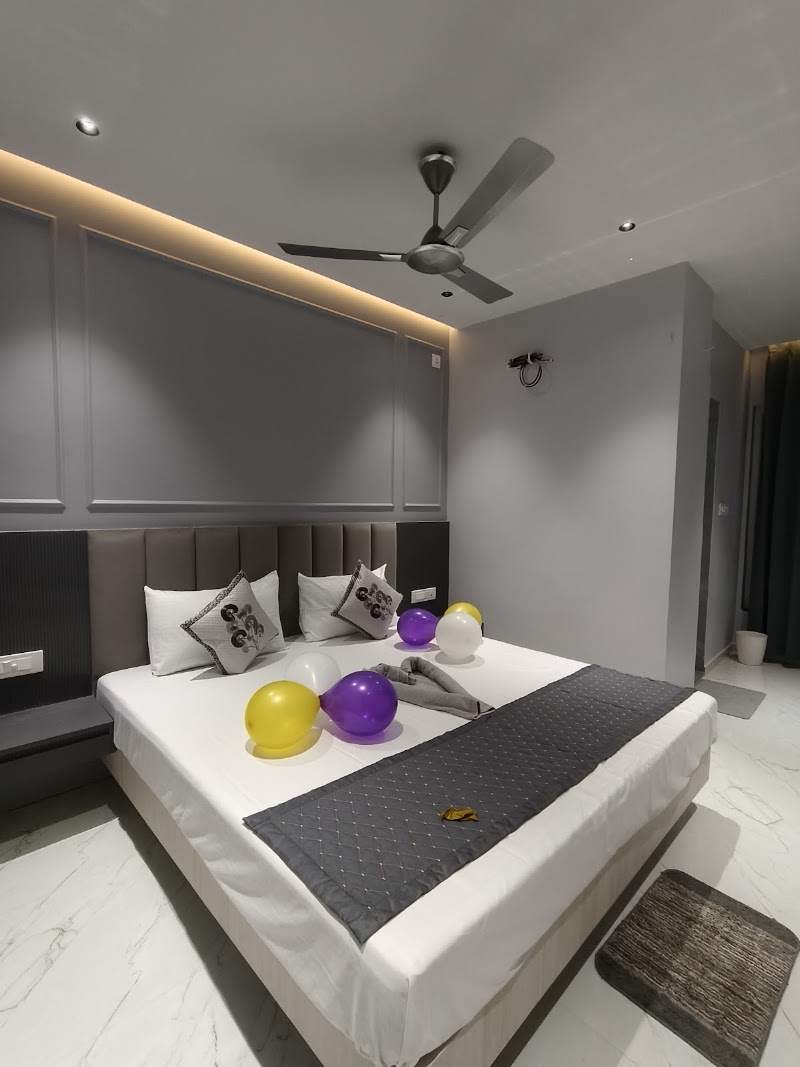 The Bypass Inn - The Bypass Inn Eastern Bypass, PF84+7PV, Ashighar Rd, More, Telipara, Siliguri, Dabgram, West Bengal 734006, India