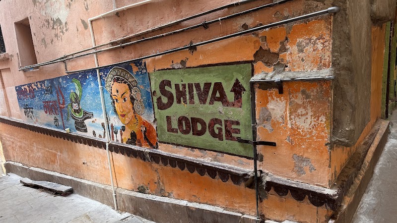 Shiva Lodge - Shiva Lodge Tripura Bhairavi Ghat, Dashashwamedh Ghat Rd, Ghats of Varanasi, Dasashwamedh, Varanasi, Uttar Pradesh 221001, India