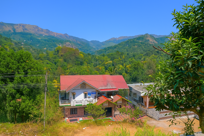 BLUE MOON COTTAGE
