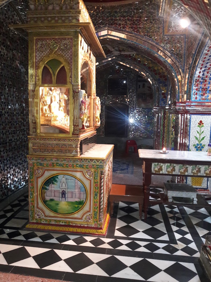 Shri Digmbar Jain Mandir - Shri Digmbar Jain Mandir, H75V+H2J, Ramkundi, Nahan, Himachal Pradesh 173001, India