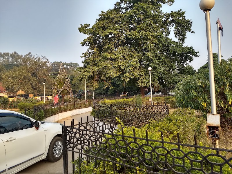 Ranchi Station Garden - Ranchi Station Garden, 982P+263, Gosaintola, Ranchi, Jharkhand 834011, India