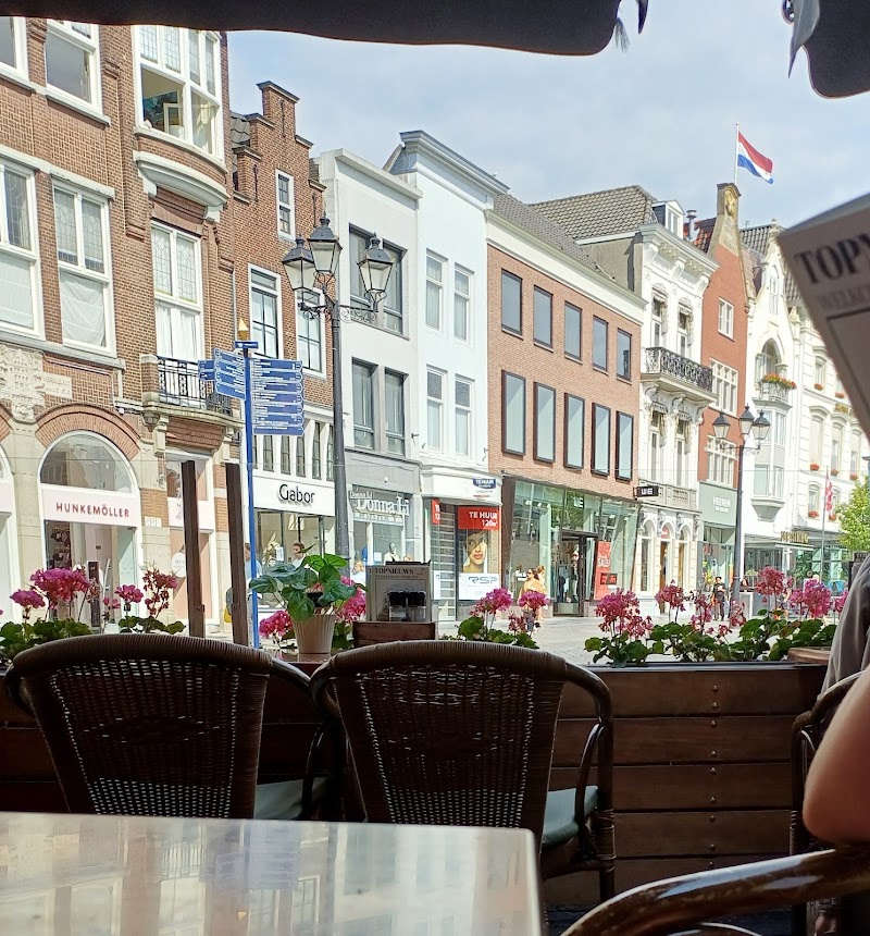 Brasserie Top - Brasserie Top Markt 42, 5211 JX 's-Hertogenbosch, Netherlands