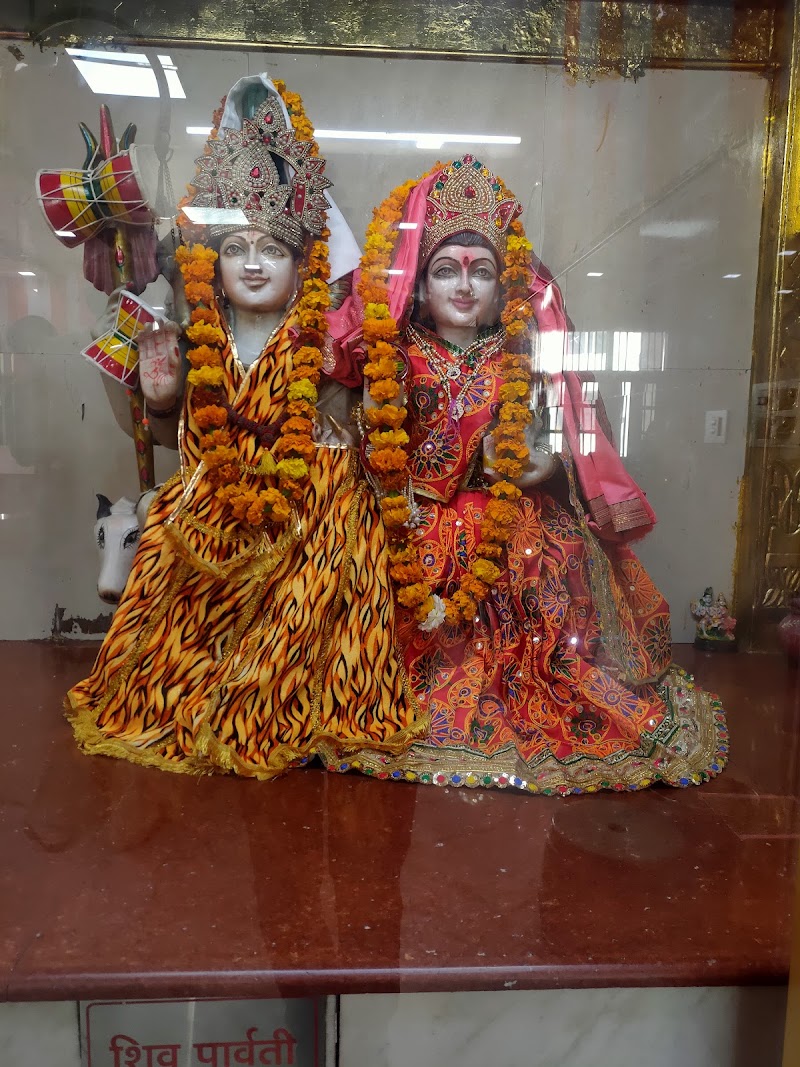 Hanuman Mandir - Hanuman Mandir F2FW+QRW HUDA Market, Sector 14, Back side Rd Om Sweets, DLF Colony, Sector 14, Gurugram, Haryana 122007, India