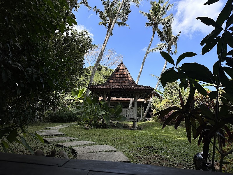 Chandra Yoga Bali - Chandra Yoga Bali Mahamustika Riverside, Jl. Pantai Pererenan Gang Buni II No.1, Pererenan, Mengwi, Badung Regency, Bali 80351, Indonesia