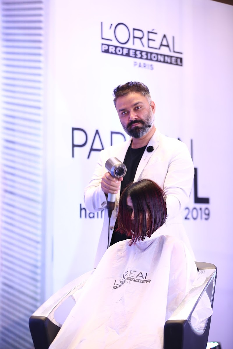 Vipul Chudasama Salon, Pali Hill Bandra - Vipul Chudasama Salon, Pali Hill Bandra, First Floor, Jasmin House, Pali Mala Rd, Pali Village, Bandra West, Mumbai, Maharashtra 400050, India