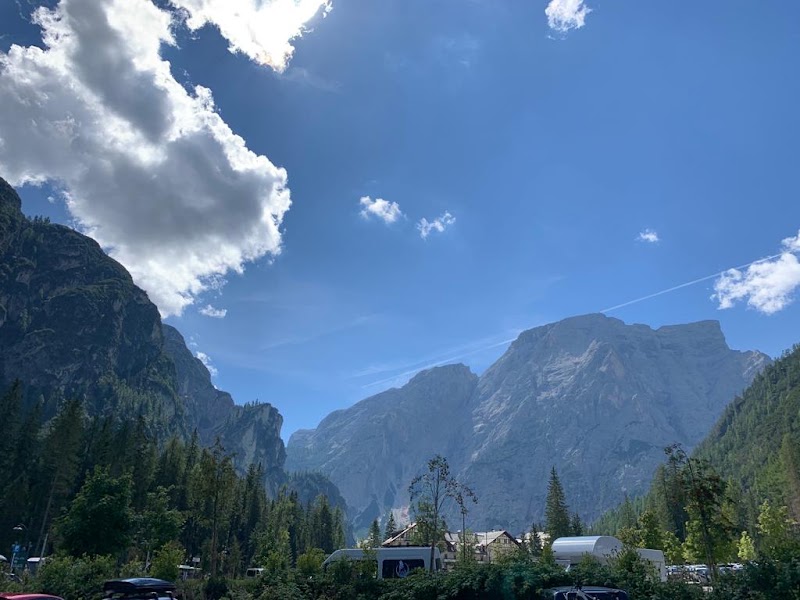 Parking P4 Pragser Wildsee - Parking P4 Pragser Wildsee, St.Veit, 27, 39030 Braies BZ, Italy