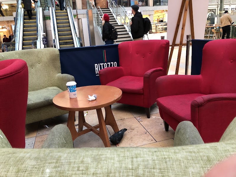 Caffe Ritazza, Paddington Station - Caffe Ritazza, Paddington Station Paddington BR Station, London W2 1HQ, UK