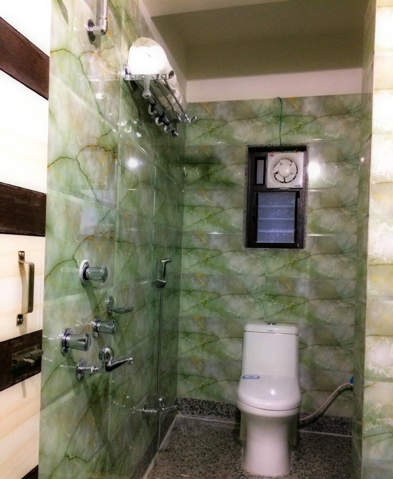 Tirupati Lodge - Tirupati Lodge NJP Railway Station, Ward 35, Dabgram, Siliguri, West Bengal 734007, India