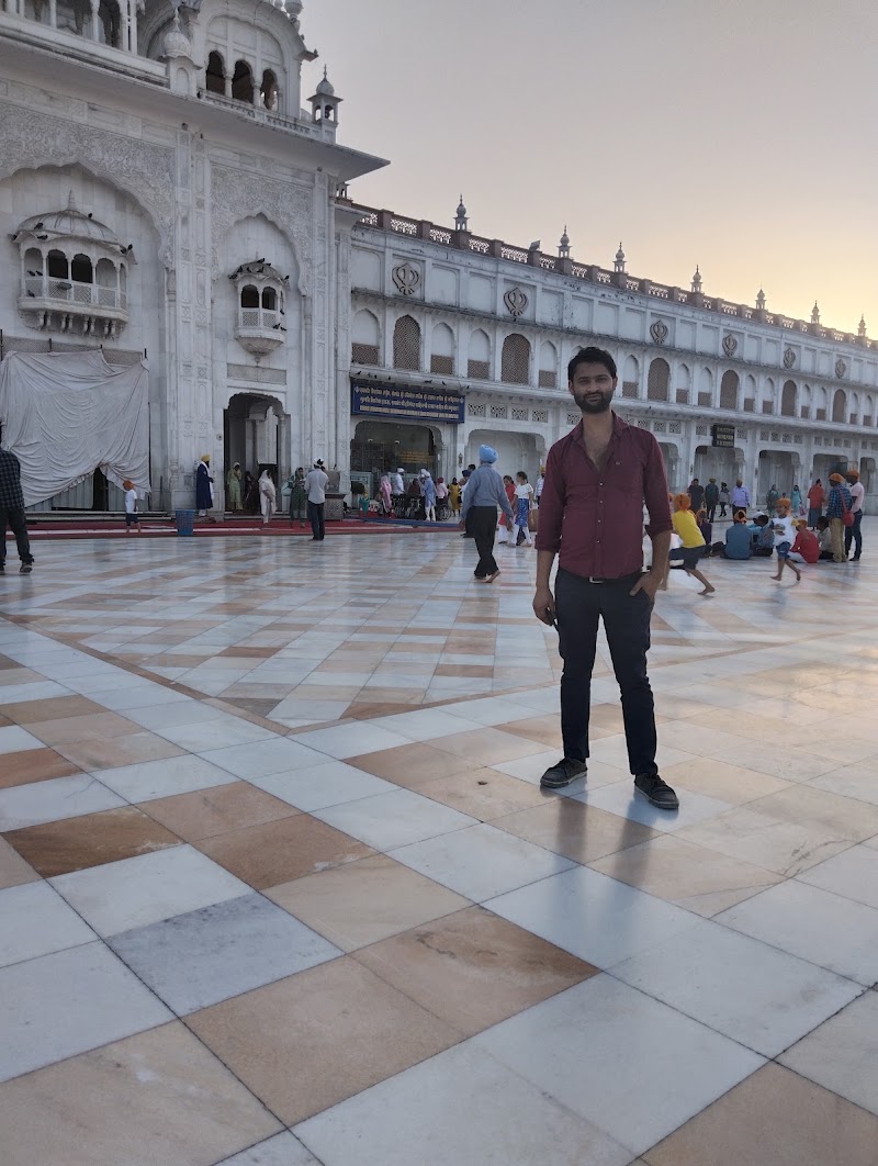 Near - Near, Golden Temple Rd, Katra Ahluwalia, Amritsar, Amritsar Cantt., Punjab 143006, India