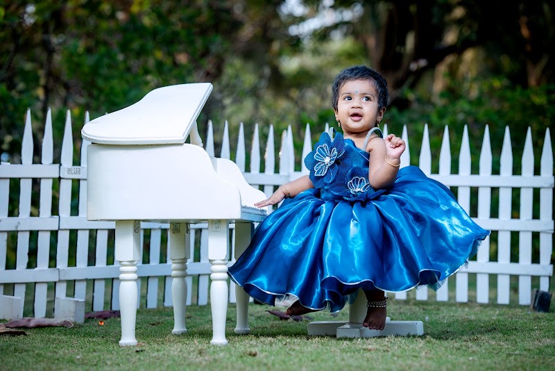 BLUR STUDIO - BLUR STUDIO Phase 3/27, swastik lotus city, Kumhari, Kumhari NP Part, Chhattisgarh 490042, India