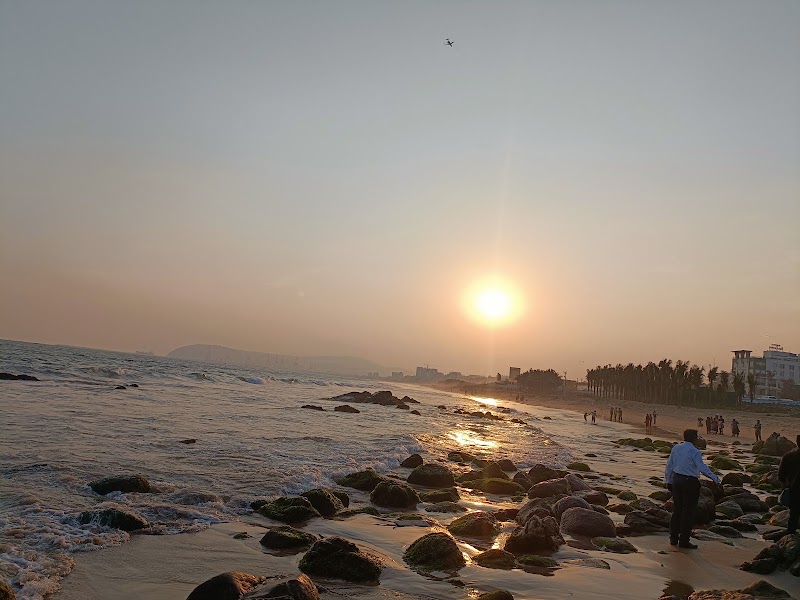 Ramakrishna Beach - Ramakrishna Beach, Beach Rd, Kirlampudi Layout, Chinna Waltair, Pedda Waltair, Visakhapatnam, Andhra Pradesh 530017, India