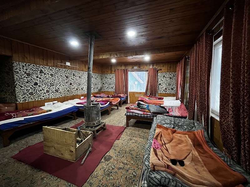 JKTDC 8-bedded Hut - JKTDC 8-bedded Hut 29WM+RC8, Gulmarg, 193403