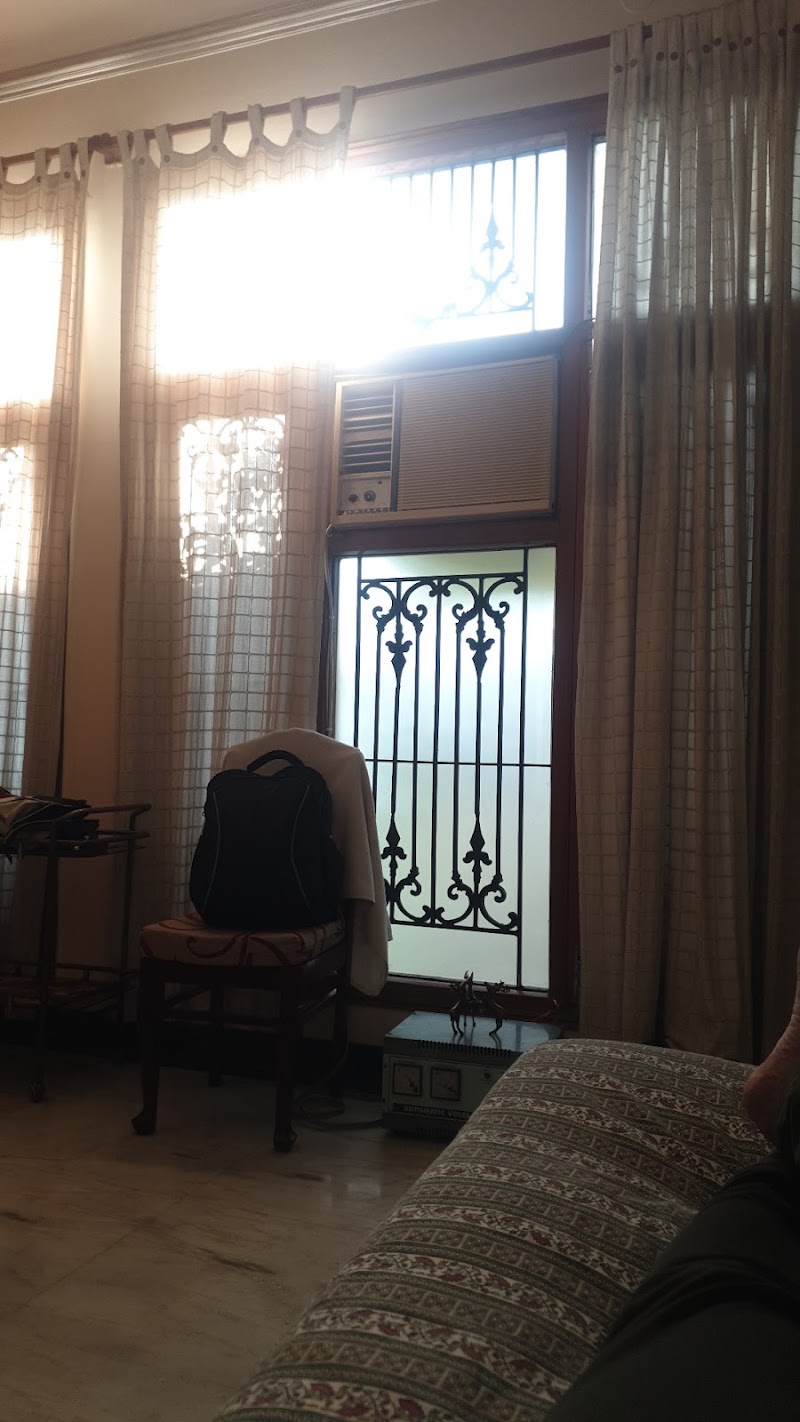 Sandy's Home Stay - Sandy's Home Stay 8 B/B, Gandhi Nagar, Jammu, 180004