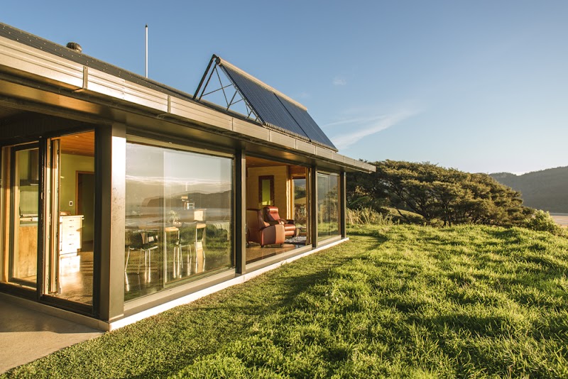 Golden Bay Hideaway: Eco-accommodation at the northern end of the Abel Tasman Coast Track. Book direct and pay 25% less. - Golden Bay Hideaway: Eco-accommodation at the northern end of the Abel Tasman Coast Track. Book direct and pay 25% less. 220 McShane Rd Wainui Bay, Tākaka 7183, New Zealand