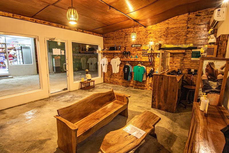 Randhaa Surf Shop - Randhaa Surf Shop Randhaa Magu, Thulusdhoo, Maldives
