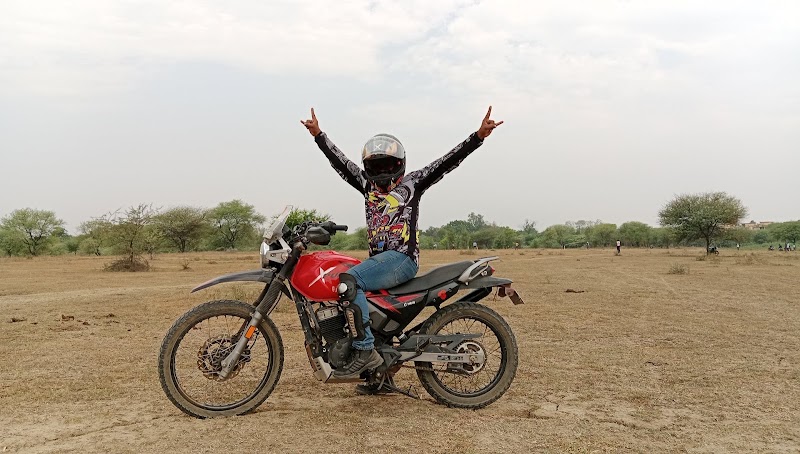 Raipur Dirt Racer - Raipur Dirt Racer, Indraprasth, Raipur, Chhattisgarh 492099, India