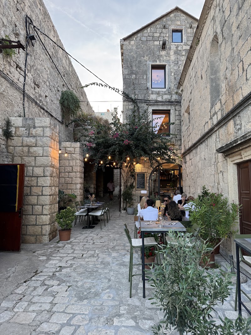 Pensatore Kitchen & Wine - Pensatore Kitchen & Wine, Šetalište Petra Kanavelića, 20260, Korčula, Croatia