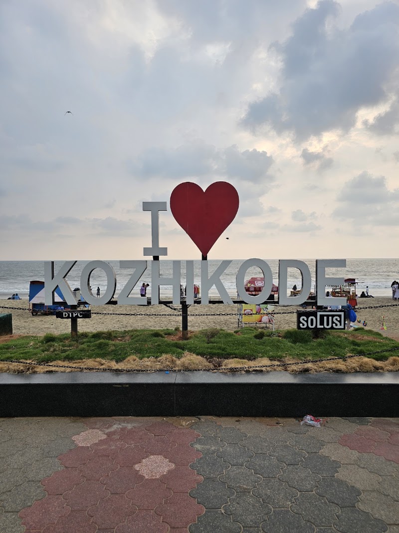 Kozhikode Beach - Kozhikode Beach, beach, Mananchira, Kozhikode, Kerala 673032, India