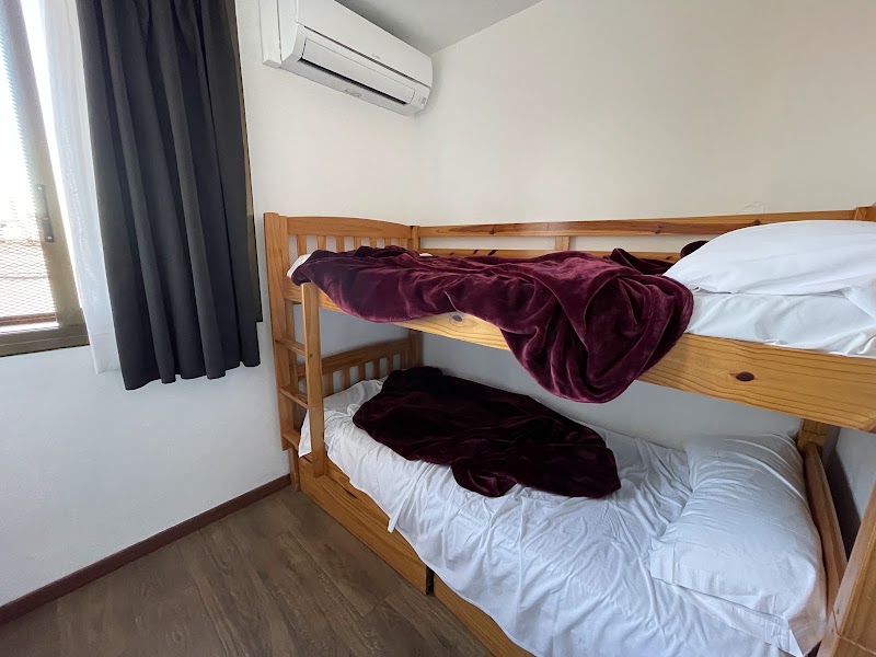 Party Hostel Kabul - Party Hostel Kabul, Pl. Reial, 17, Ciutat Vella, 08002 Barcelona, Spain