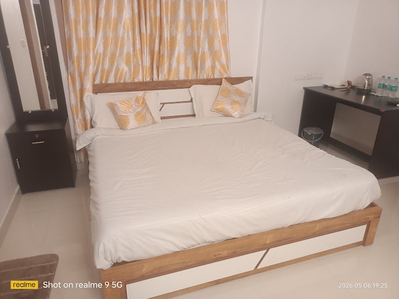 Udupi City Inn - Udupi City Inn, MGM - Budnar - Diana Theatre Rd, next to Archana Signature, Paniyadi, Maruthi Veethika, Udupi, Karnataka 576102, India
