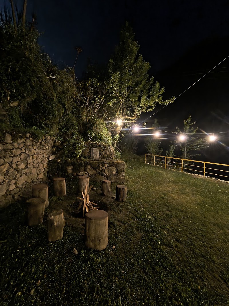 Tirthan Valley Tara Homestay - Tirthan Valley Tara Homestay Village, Faryadi Po, Teh, Gushaini, Himachal Pradesh 175123, India