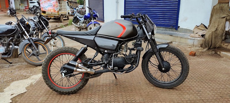 Megh Custom Motorcycle - Megh Custom Motorcycle, Gairej line, Station Road, Sindhi Colony, Durg, Chhattisgarh 491001, India