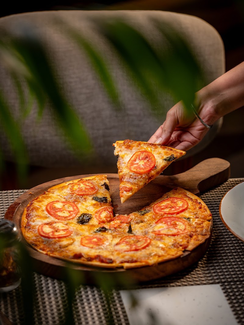The Machhiwala By Makhan Fish Co. (Since 1964) - The Machhiwala By Makhan Fish Co. (Since 1964) 310-A, Circular Rd, Green Avenue, Amritsar, Punjab 143001, India
