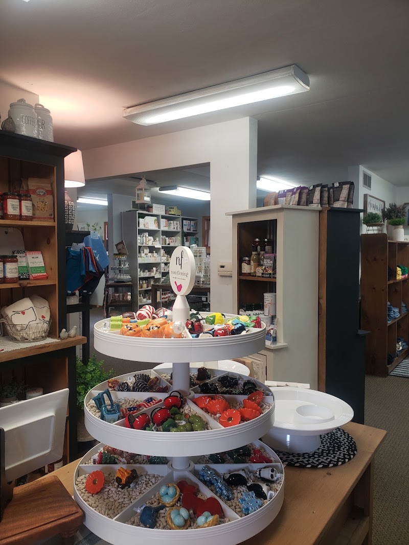 Bluebird Boutique - Bluebird Boutique 1650 Appleton Rd, Menasha, WI 54952, USA