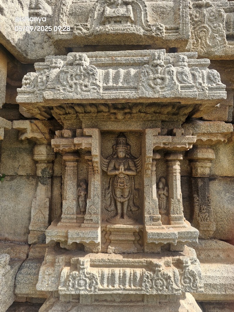 Shri Achyutarāya Swamy Temple (Hampi) - Shri Achyutarāya Swamy Temple (Hampi) 8FJC+Q26, Nimbapura, Karnataka 583239, India