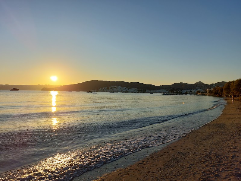 Papikinou beach - Papikinou beach Papikinou beach, Adama-Zephyria, Adamas 848 01, Greece