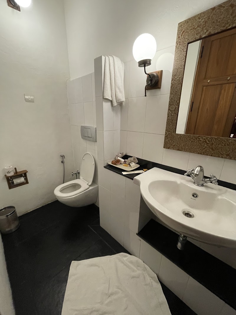 Maison Perumal Hotel & Restaurant – CGH Earth - Maison Perumal Hotel & Restaurant – CGH Earth 44, 58, Perumal Koil St, Heritage Town, Puducherry, 605001, India