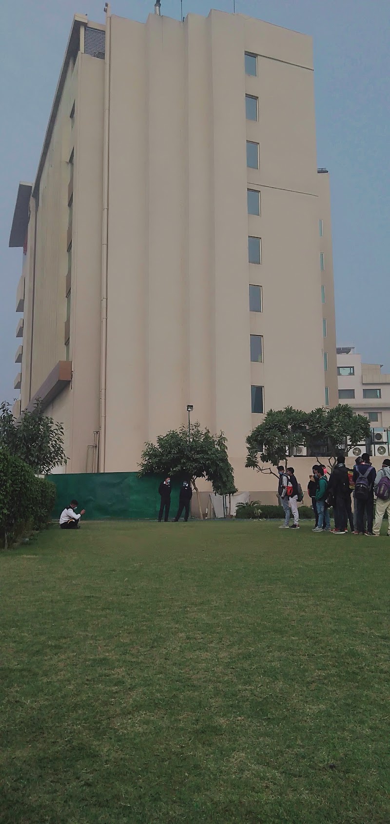 Ramada Hotel Garden - Ramada Hotel Garden C3XC+VJX, Kanahi, Gurugram, Haryana 122003, India