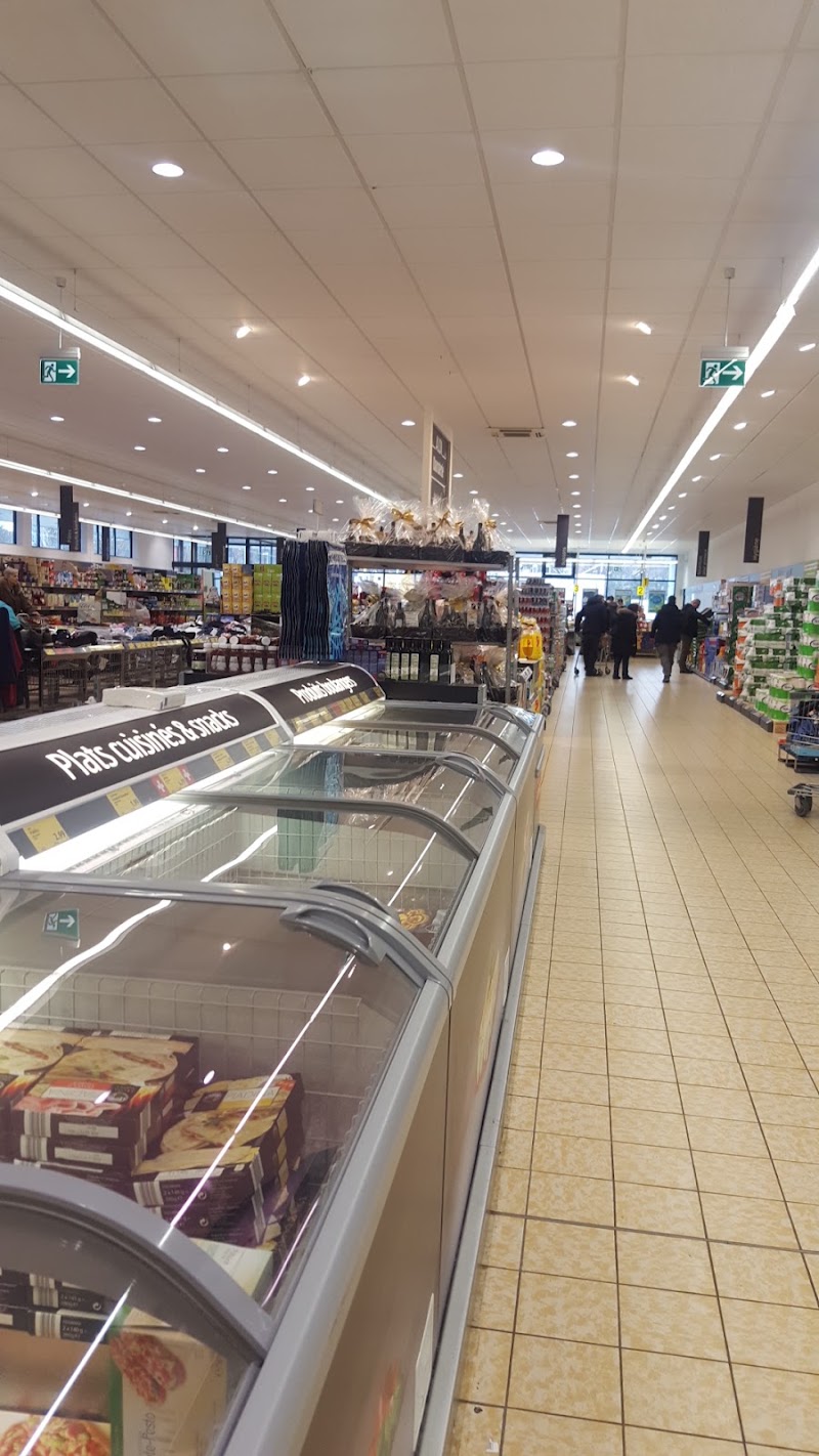 Aldi - Aldi, Bd de l'Arc-en-Ciel 45, 1030 Bussigny, Switzerland