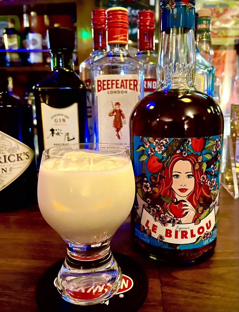 RETRO BAR レト（Retro Bar RETO) - RETRO BAR レト（Retro Bar RETO) Japan, 〒542-0083 Osaka, Chuo Ward, Higashishinsaibashi, 1-chōme−6−１８ 大江ビル ２階