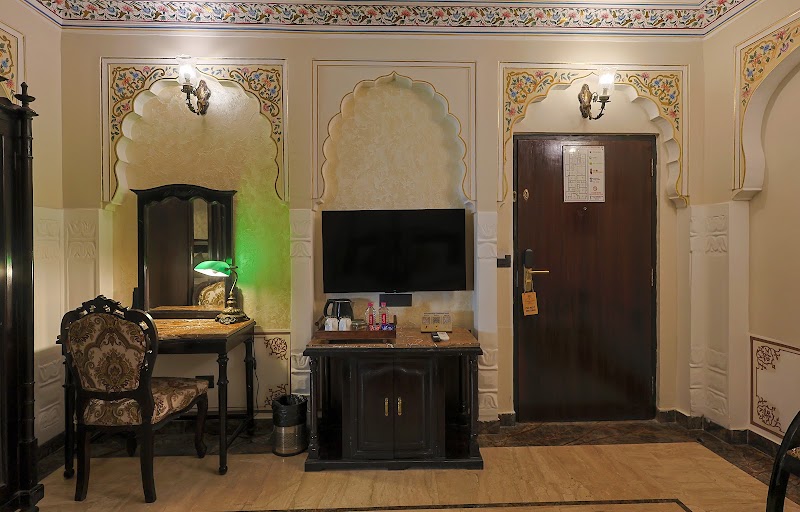 WelcomHeritage Traditional Haveli - WelcomHeritage Traditional Haveli AC-4-C, Gayatri Marg, Sawai Jai Singh Hwy, Bani Park, Jaipur, Rajasthan 302016, India