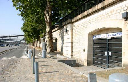 Saemes Parking Bercy Seine - Saemes Parking Bercy Seine 210 Quai de Bercy, 75012 Paris, France