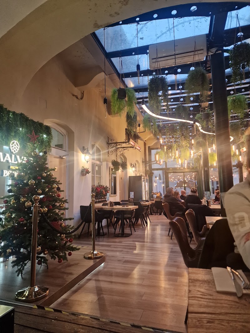 Breakfast - Breakfast 7, Anenská 185, Staré Město, 110 00 Praha-Praha 1, Czechia