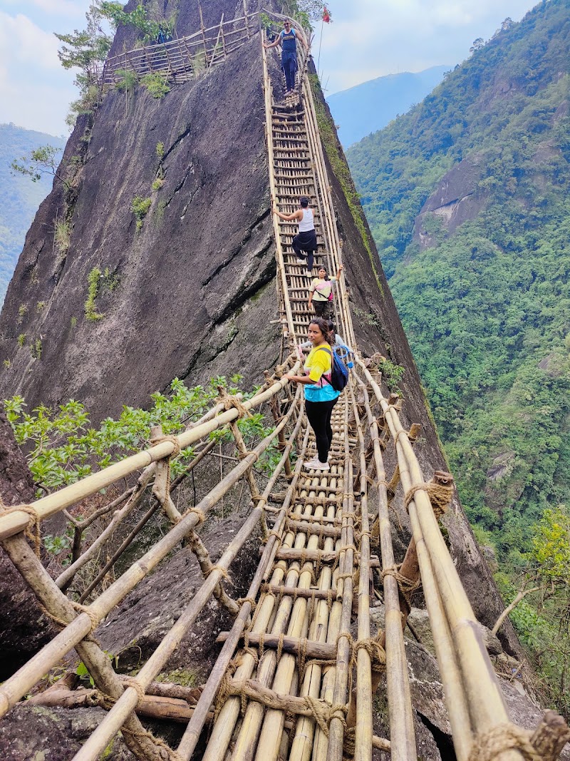 Mawryngkhang Trek - Mawryngkhang Trek, 9R3Q+GVR, Wahkhen, Meghalaya 793110, India