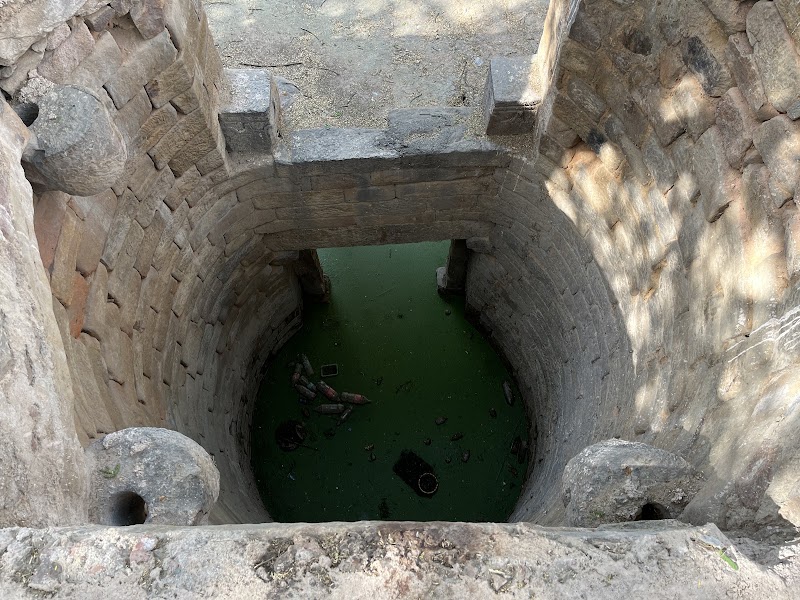 The Gandhak ki Baoli - The Gandhak ki Baoli, T 22/8, near water tank firdausi masjid, Ward No 8, Mehrauli Village, Mehrauli, New Delhi, Delhi 110030, India